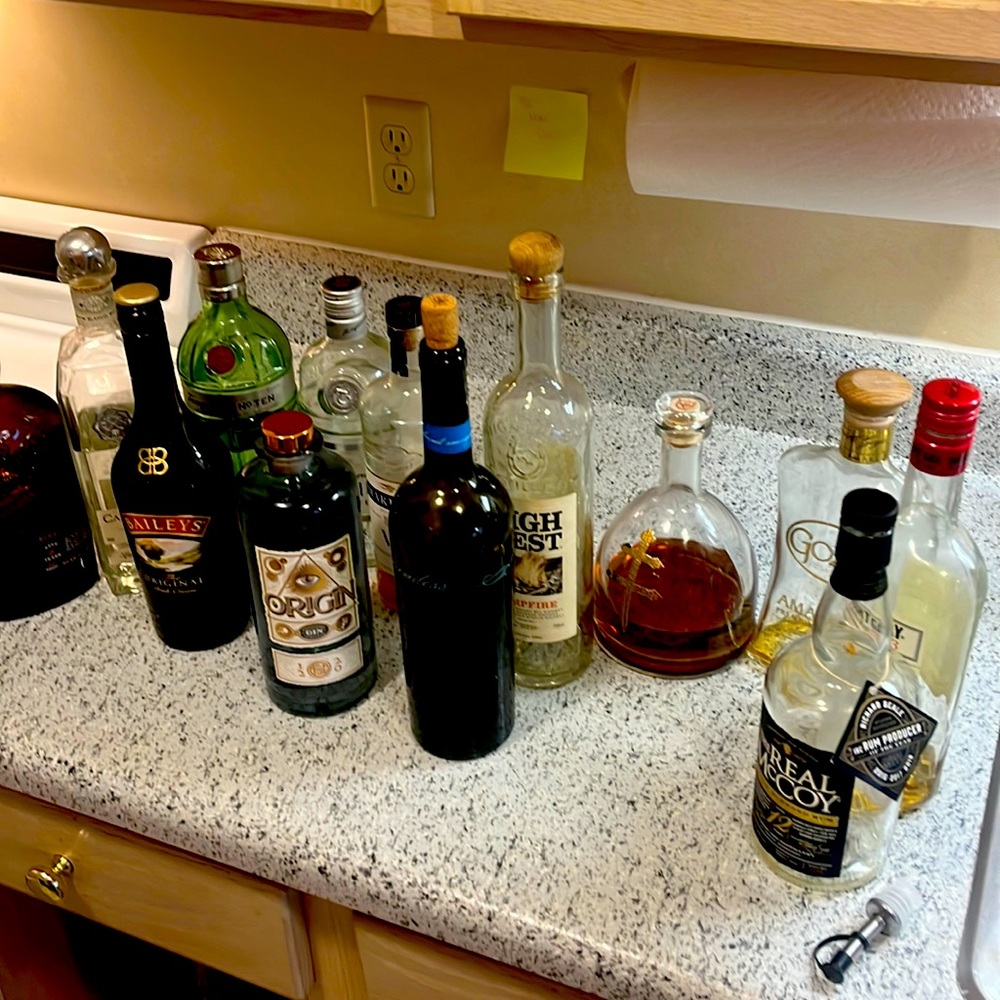 Empty high end bottles Dusse High West Kirk & Sweeney, DYI, Art projects, Vases